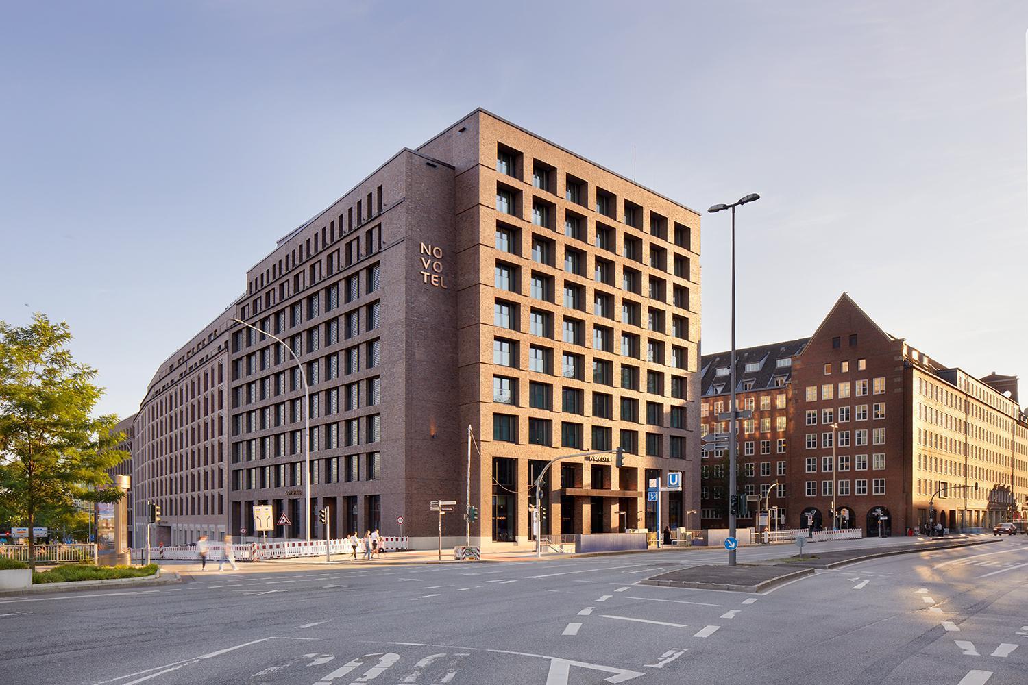 Novotel Hamburg Central Station Exterior foto